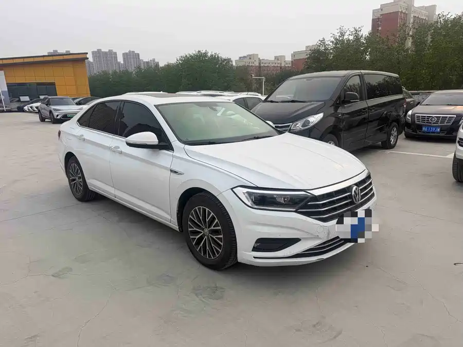 Volkswagen Sagitar