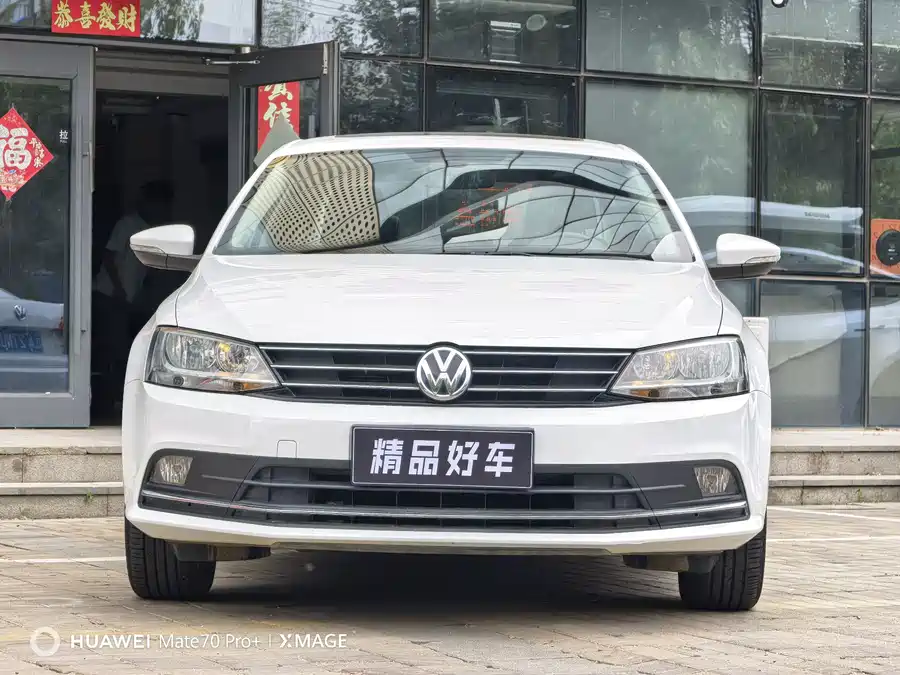 Volkswagen Sagitar