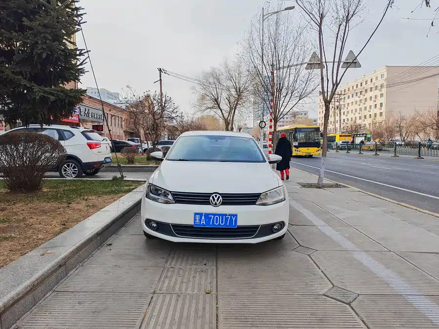 Volkswagen Sagitar