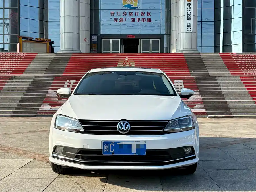 Volkswagen Sagitar