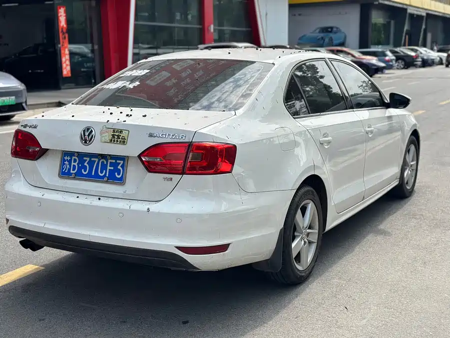 Volkswagen Sagitar