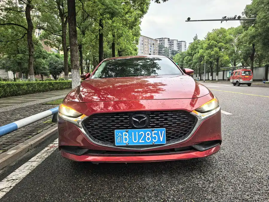 Mazda 3