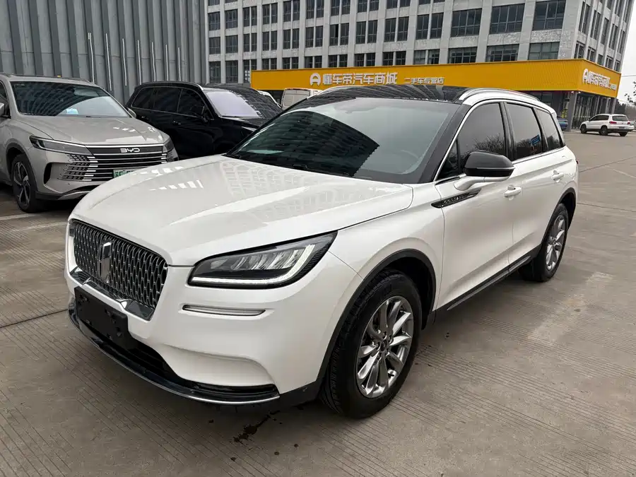 Lincoln Adventurer