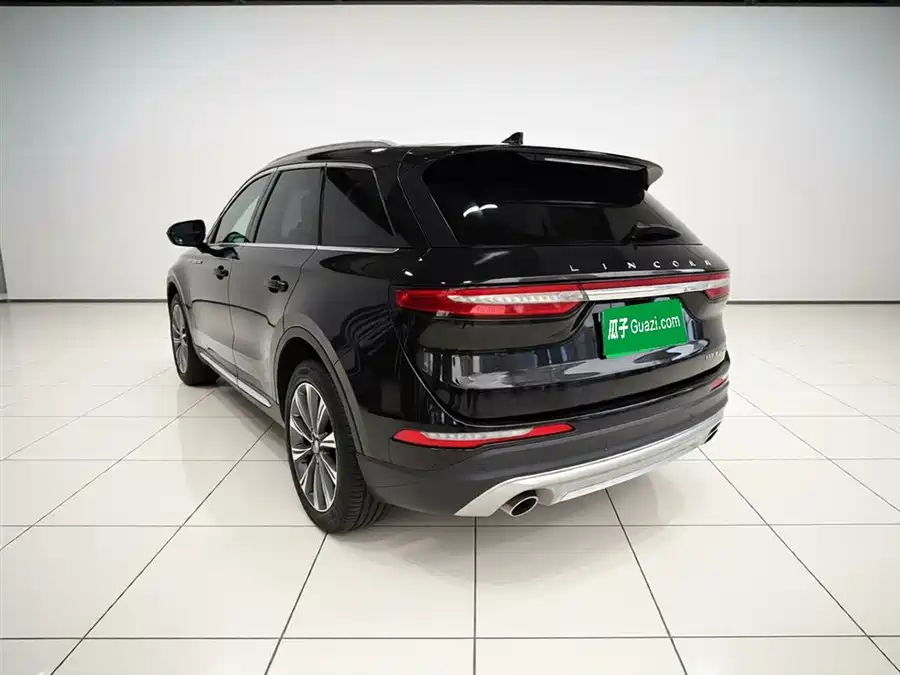 Lincoln Adventurer