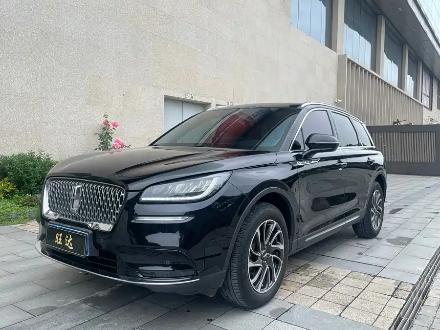 Lincoln Adventurer