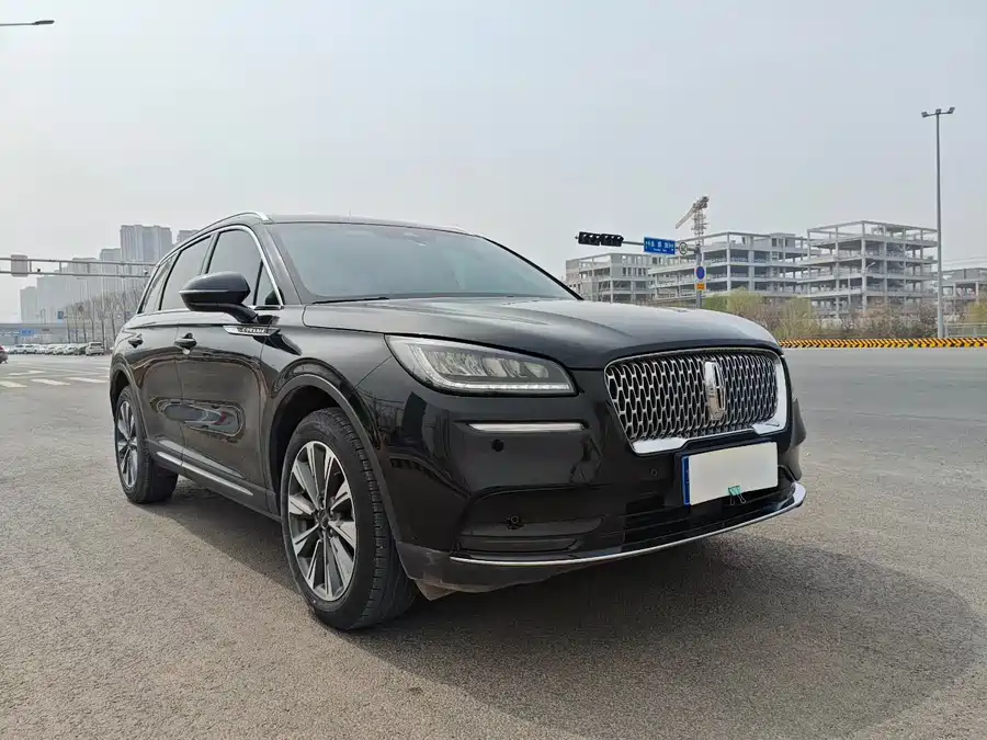 Lincoln Adventurer