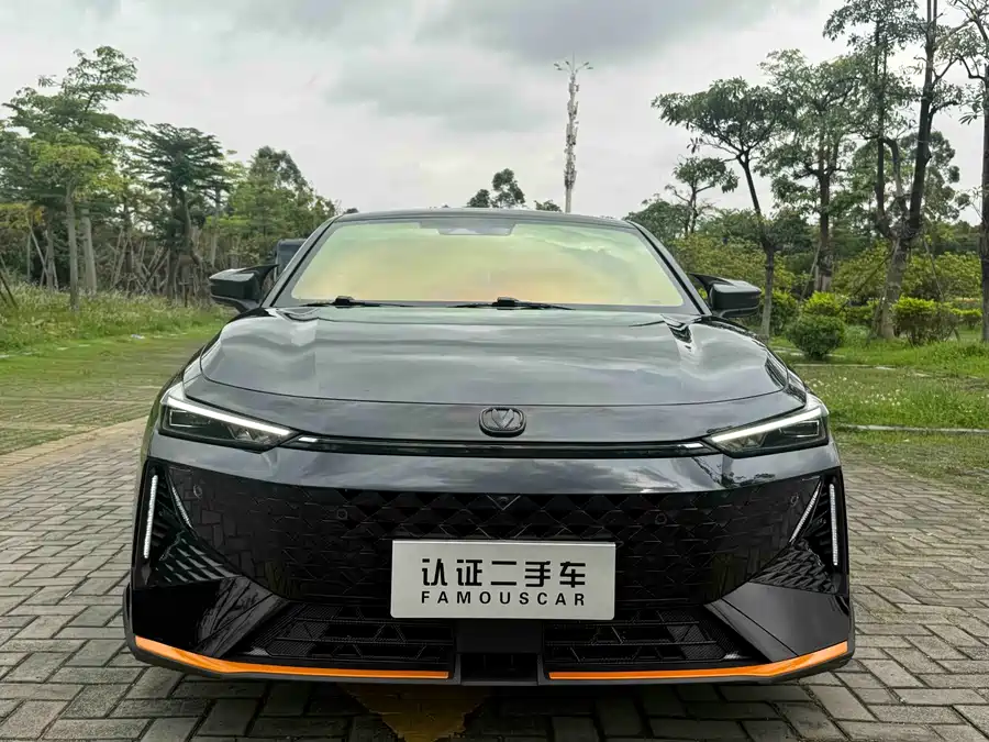 Changan UNI-V
