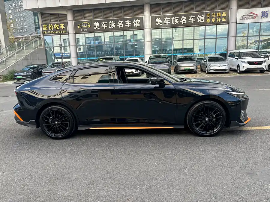 Changan UNI-V