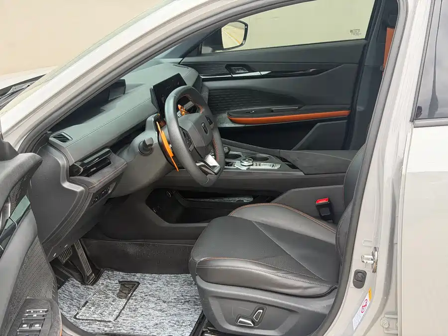 Changan UNI-V