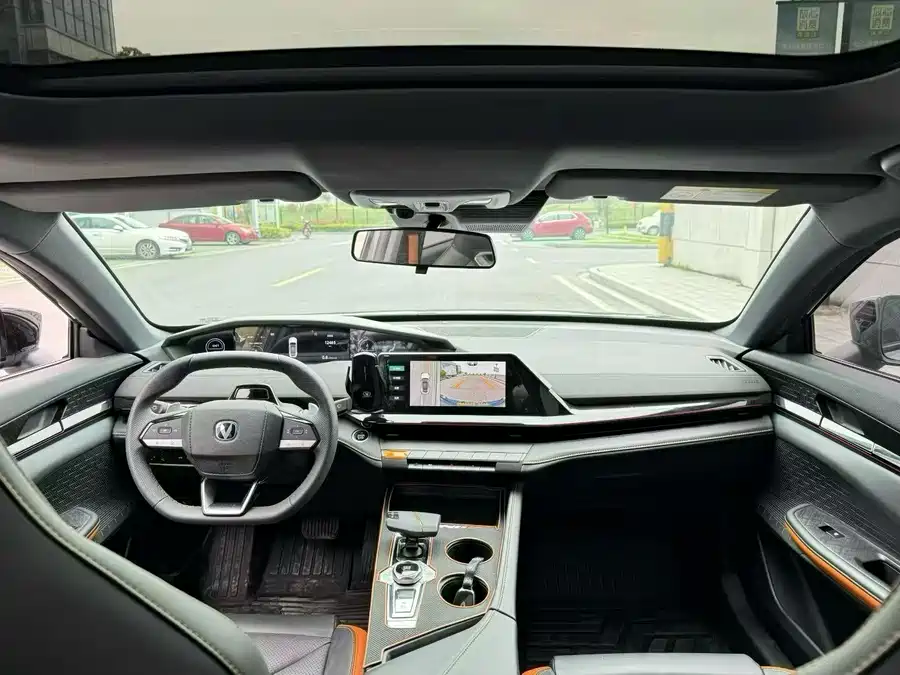 Changan UNI-V