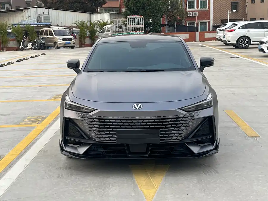 Changan UNI-V