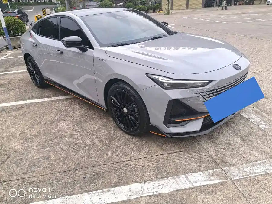 Changan UNI-V