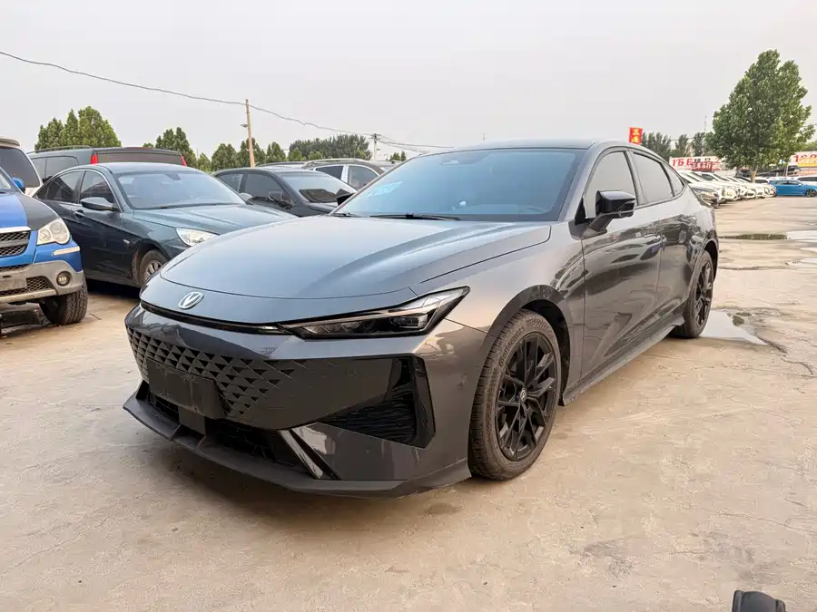 Changan UNI-V