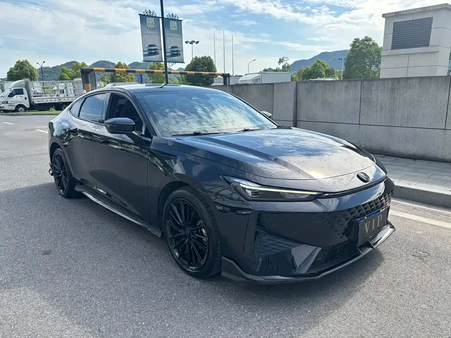 Changan UNI-V