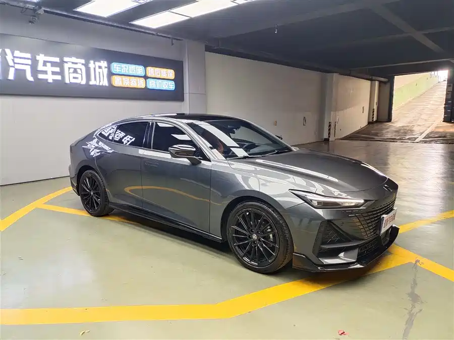 Changan UNI-V