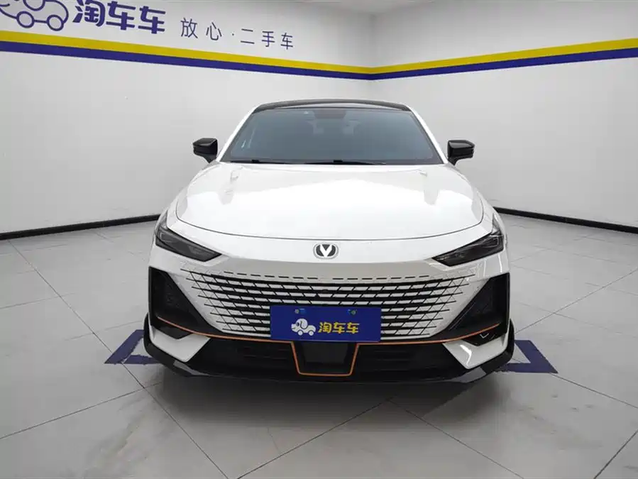 Changan UNI-V