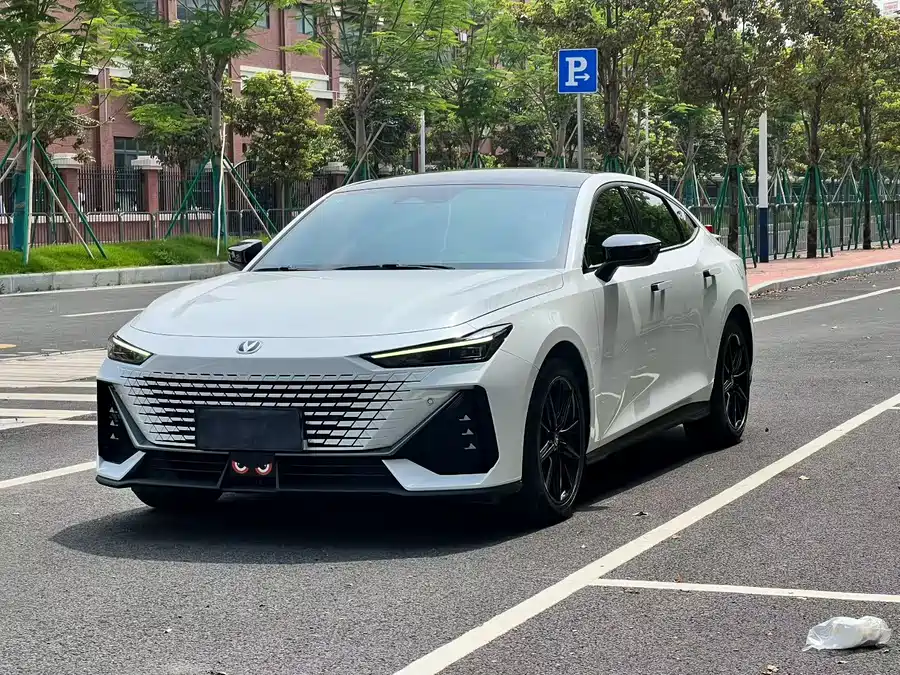 Changan UNI-V