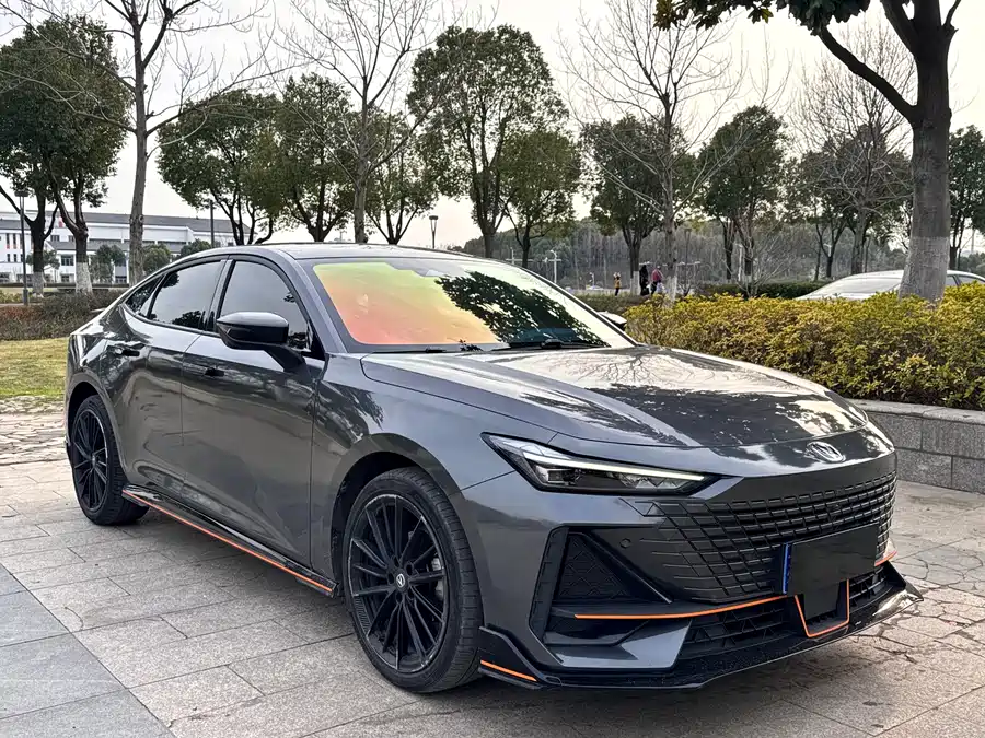 Changan UNI-V
