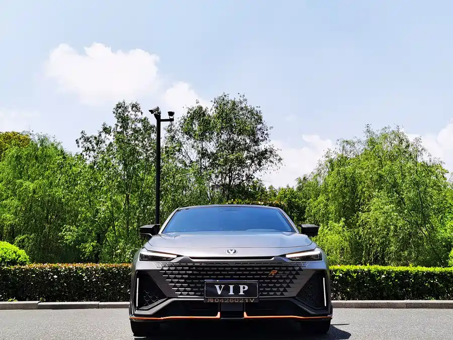 Changan UNI-V