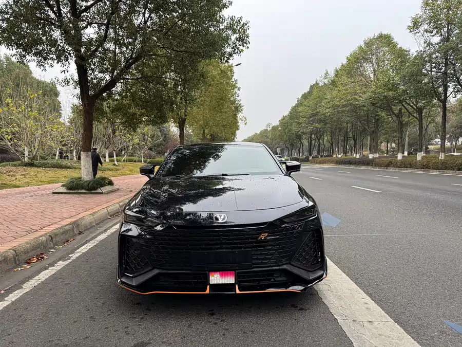 Changan UNI-V