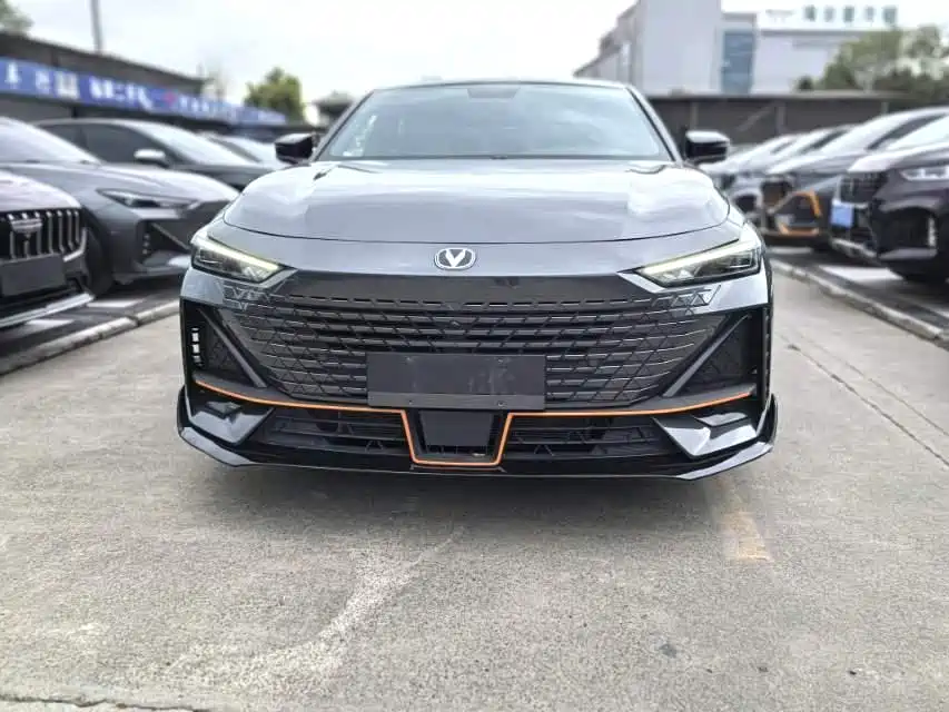 Changan UNI-V