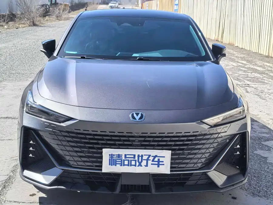 Changan UNI-V