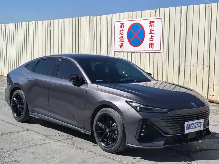 Changan UNI-V