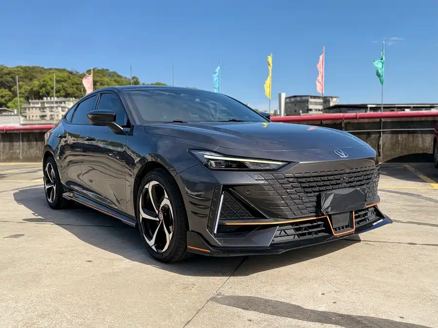 Changan UNI-V