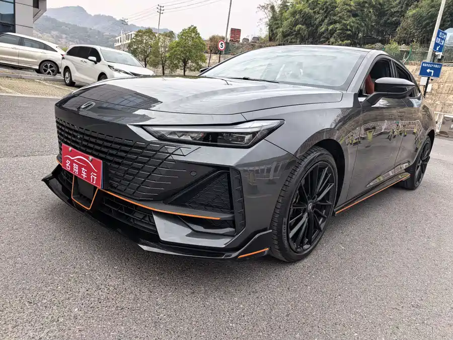Changan UNI-V