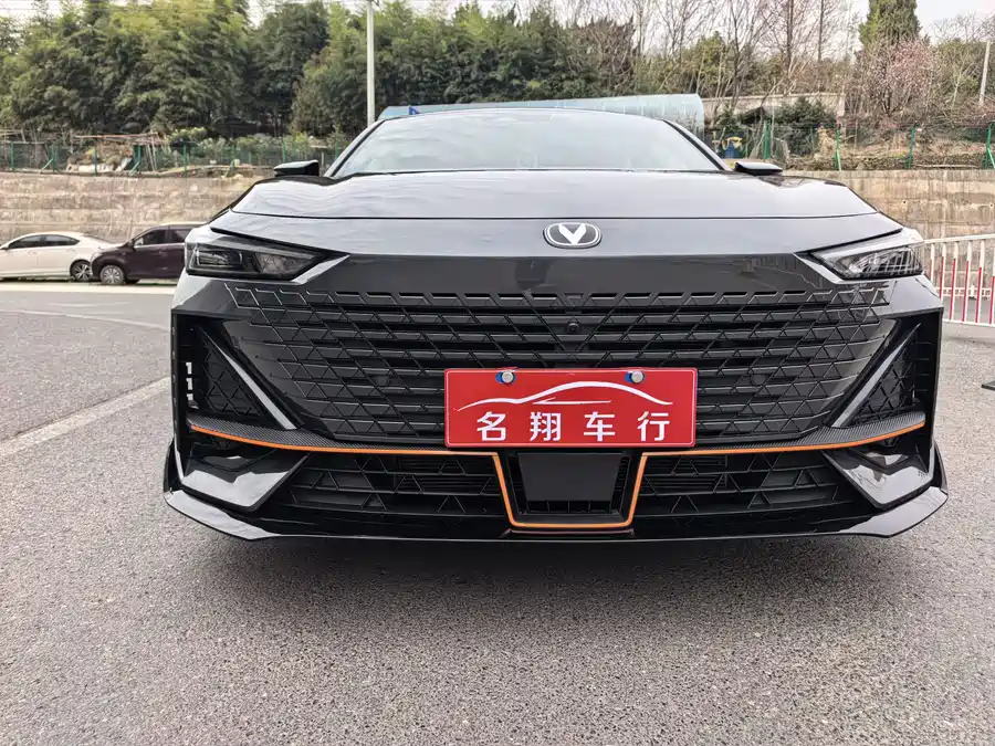 Changan UNI-V