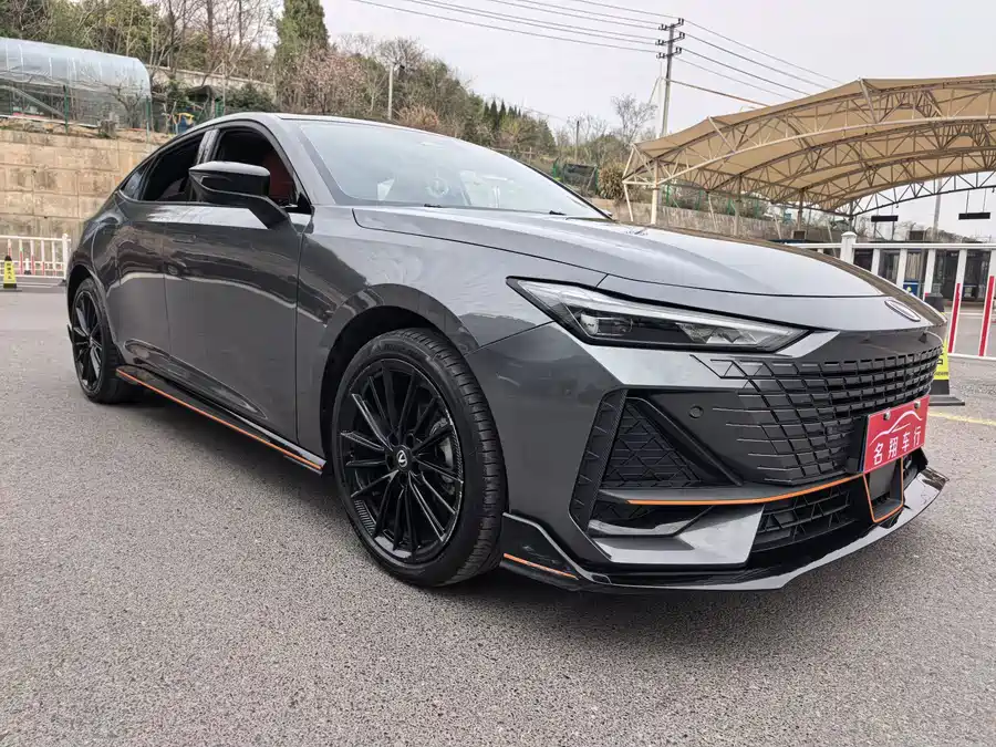 Changan UNI-V