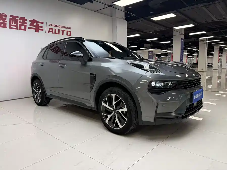 Lynk & Co 01