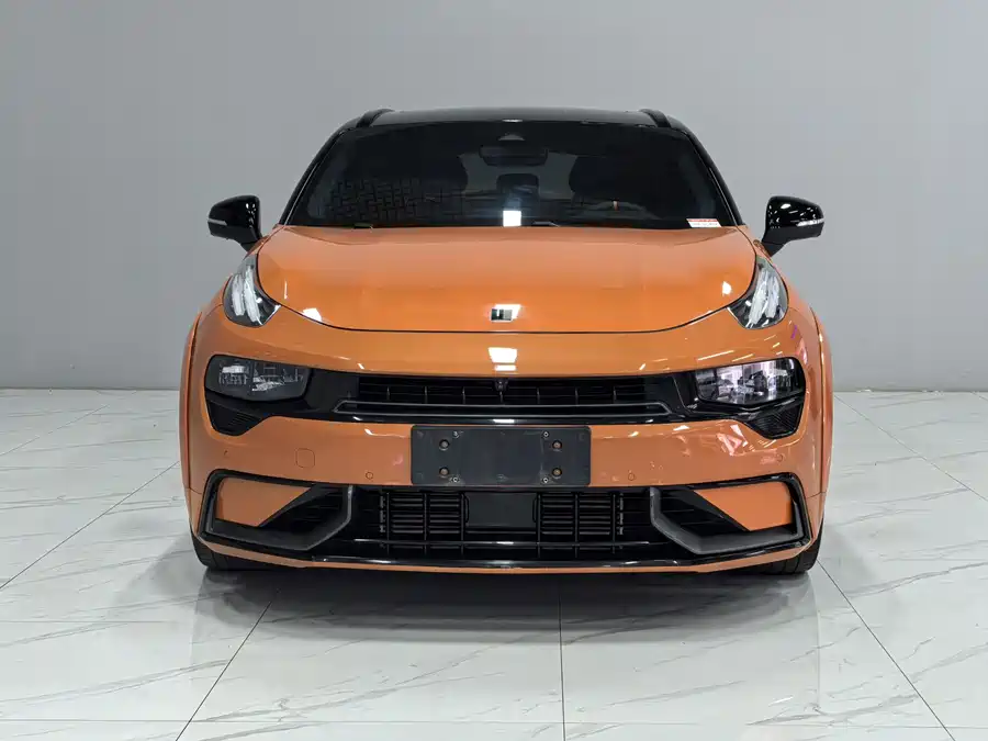 Lynk & Co 02 Hatchback