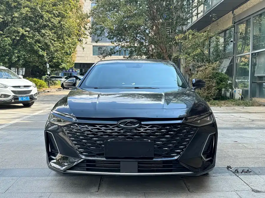 Chery Arrizo 8