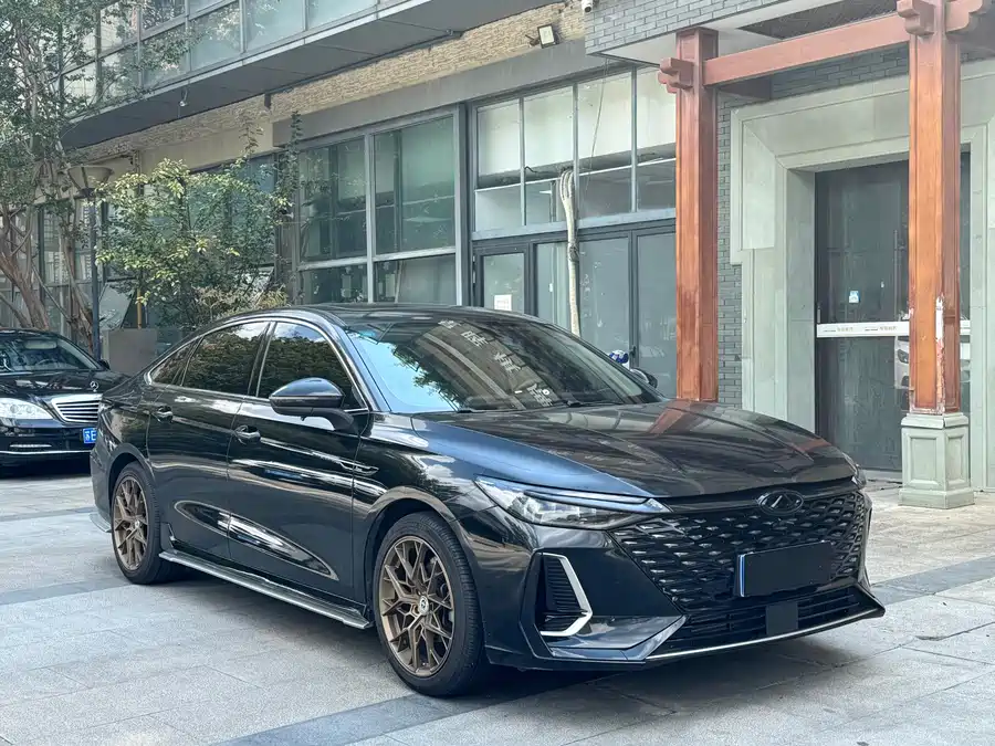 Chery Arrizo 8