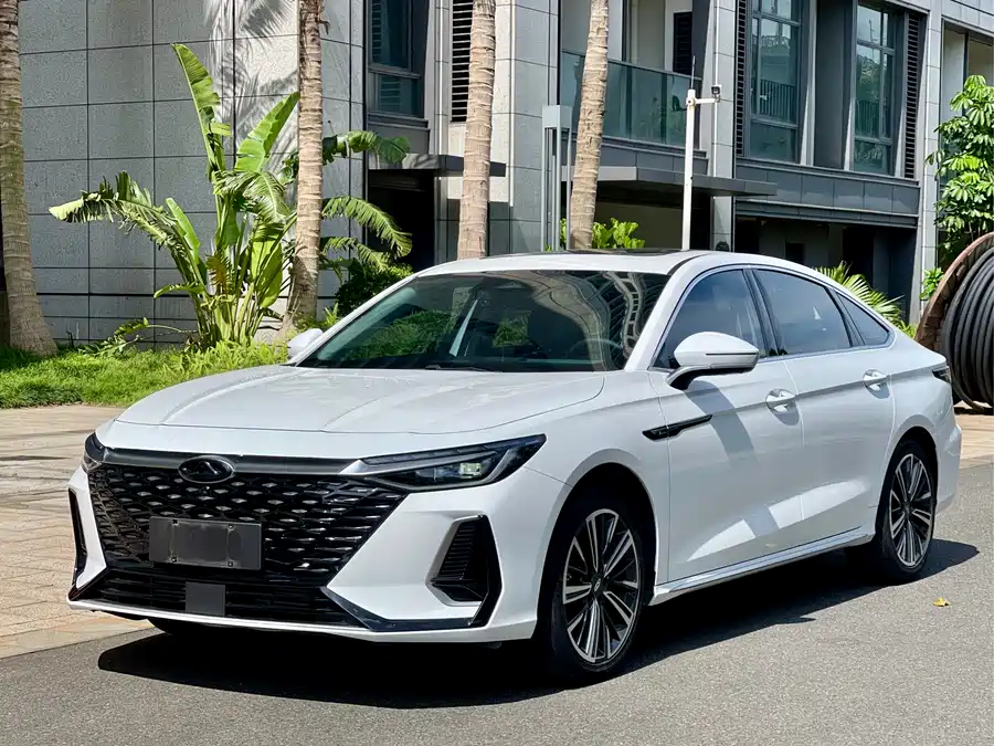 Chery Arrizo 8