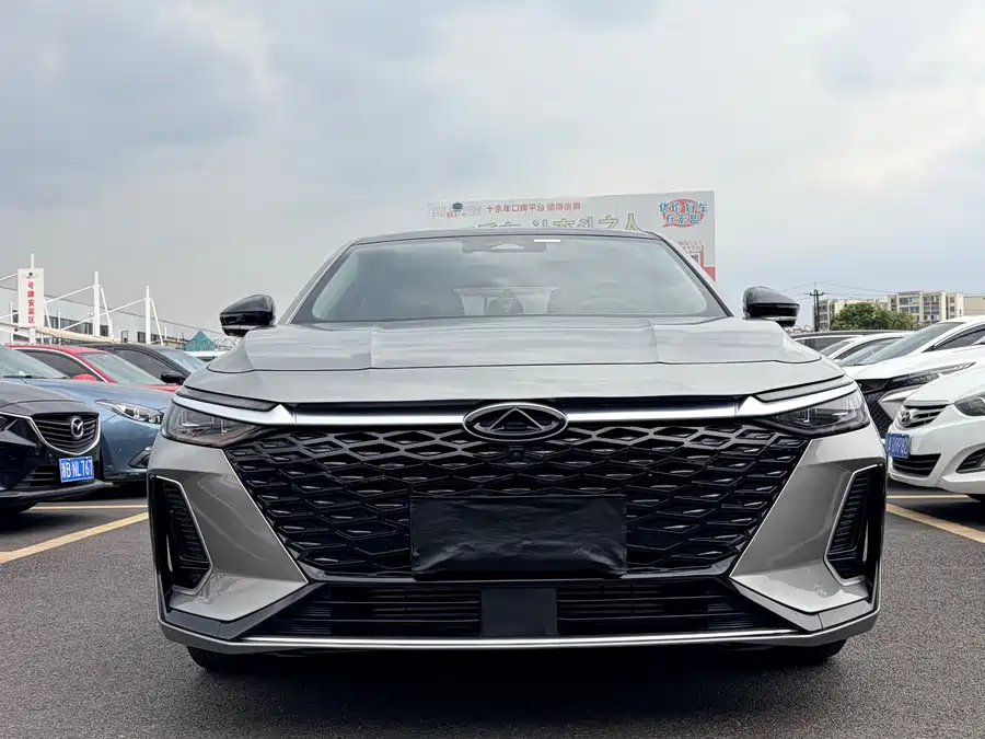 Chery Arrizo 8