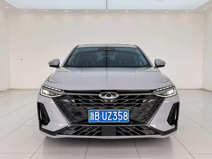 Chery Arrizo 8