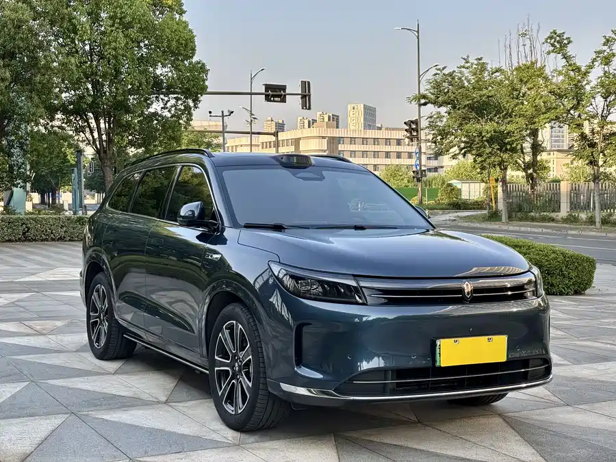 AITO Wenjie M7