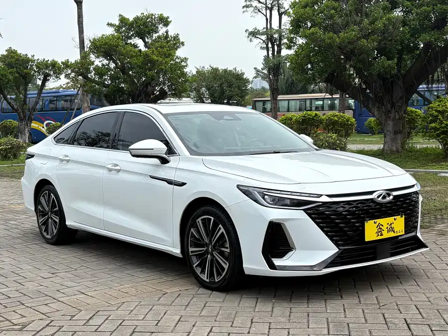Chery Arrizo 8
