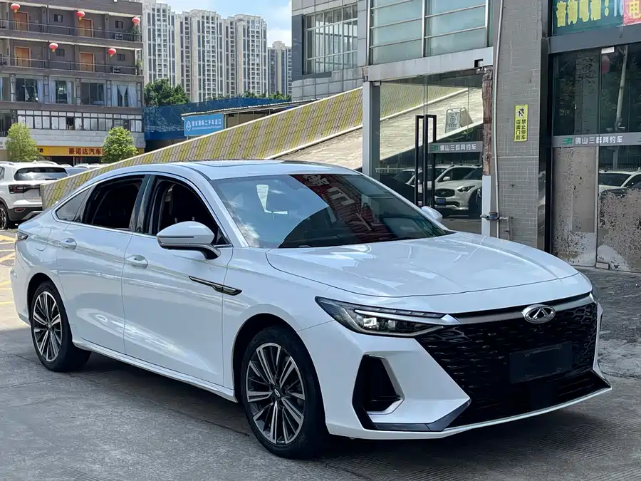 Chery Arrizo 8