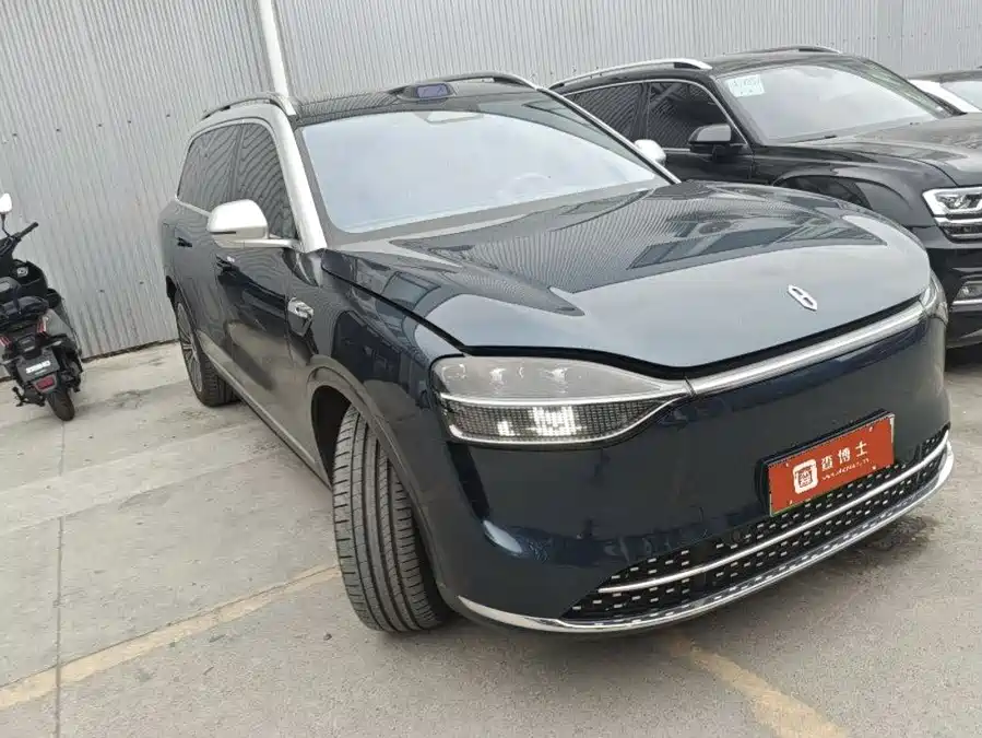 AITO Wenjie M9