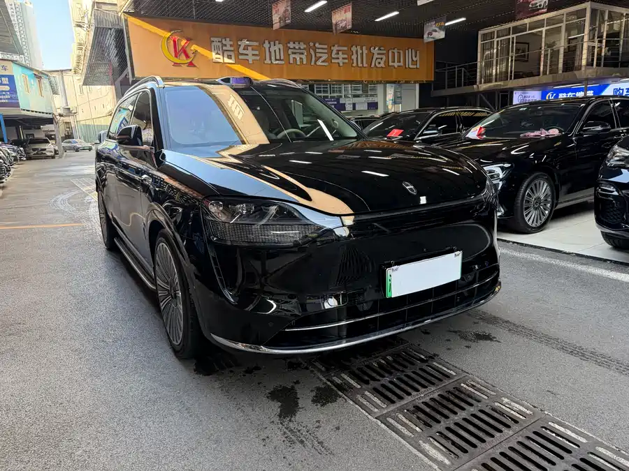 AITO Wenjie M9