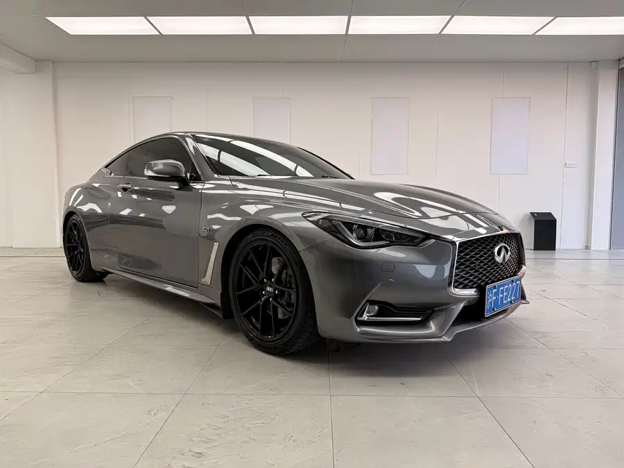 Infiniti Q60