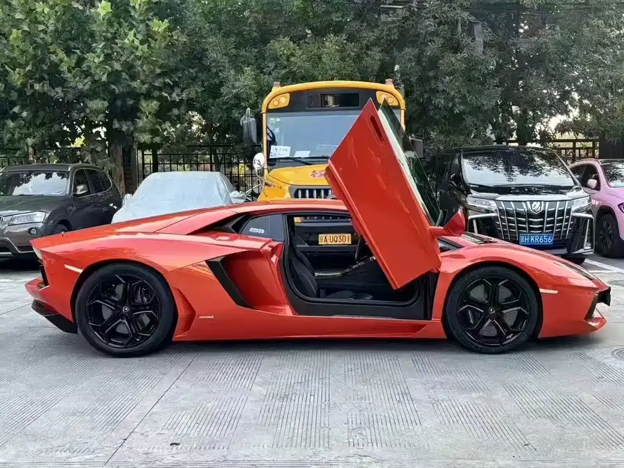 Lamborghini Aventador