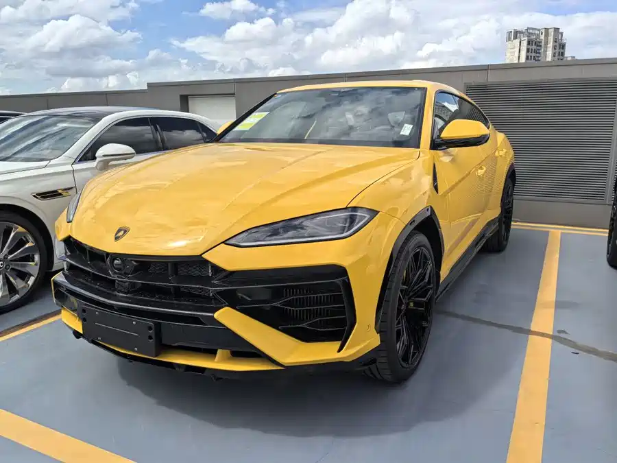 Lamborghini Urus SE