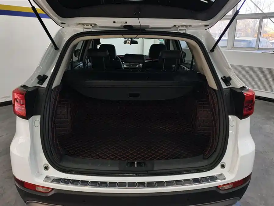 Changan CS75