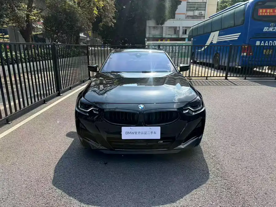 BMW M240i