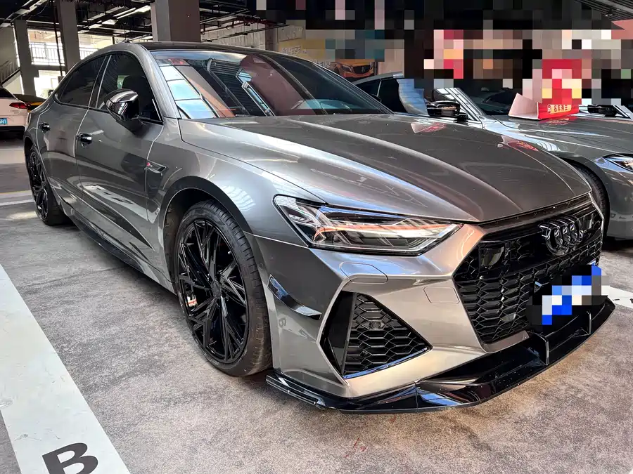 Audi A7L