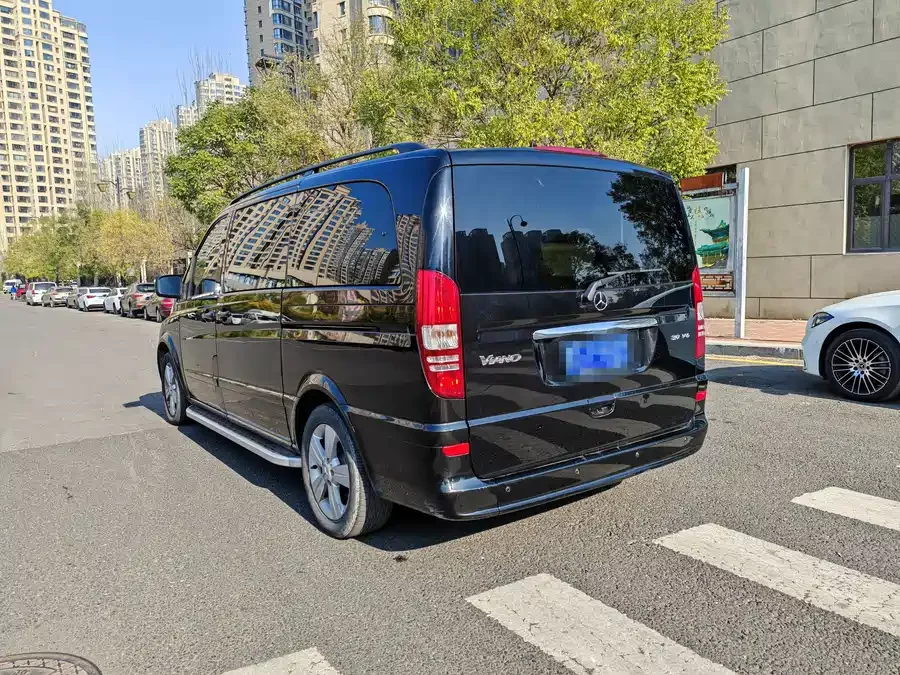 Mercedes Benz Viano